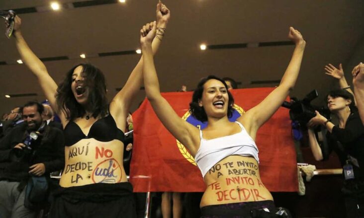 Chile takes steps to legalize abortion in certain cases