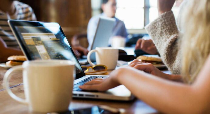 10 reasons why you have relationship problems at work