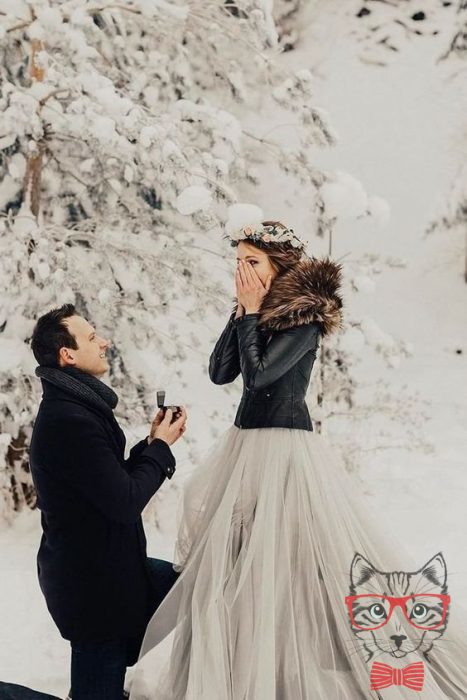 20 Images of the Exact Moment When These Couples gave Their Yes 20 Images of the Exact Moment When These Couples gave Their Yes