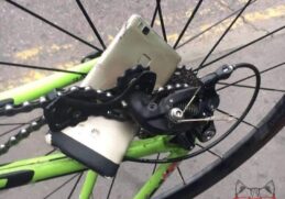 Iphone bike chain