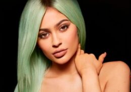 Kylie Jenner thats how she looks really without a drop of makeup