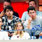 hbz priyanka nick sophie joe index 1536153546