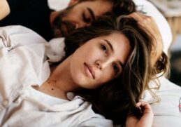 Does intimacy between friends strengthen friendship