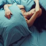 This is the best position to sleep if you have menstrual pains This is the best position to sleep if you have menstrual pains