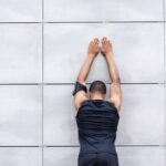 slide hands close up wall man 123RF 94154287 ML