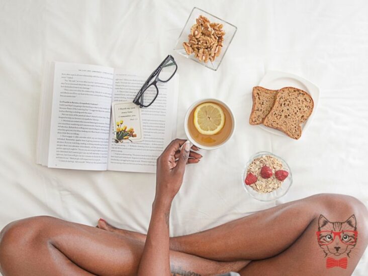 Recommendations that every woman should follow to take care of her health wellness routine morning to night