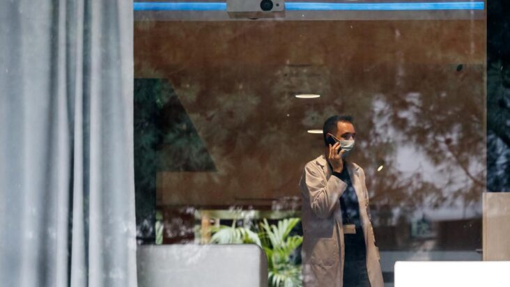 Almost 3500 healthcare professionals infected with Covid 19 12 of the total