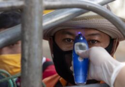 The United States overtook China with the highest number of confirmed coronavirus infections. Photo AP