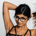 Infarct! Mia Khalifa STANDS BY a huge rock Infarct Mia Khalifa STANDS BY a huge rock