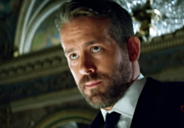 In this tape appears Ryan Reynolds