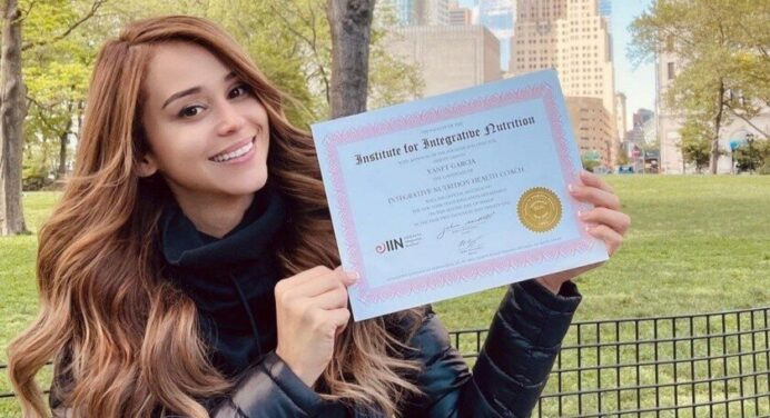 Yanet García raises the temperature on Instagram with little clothing