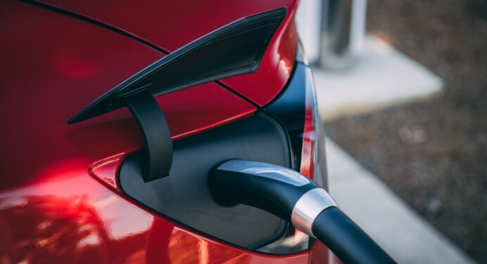 Elon Musk confirms that he will accept Bitcoin again only if he uses clean energy