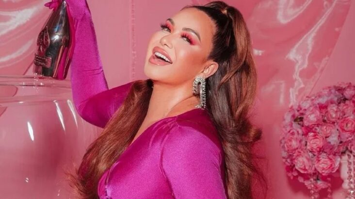 Chiquis Rivera takes off her clothes to promote her new song