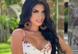 Giving a taste of what they can find in her Only Fans singer Kimberly Flores left her followers breathless