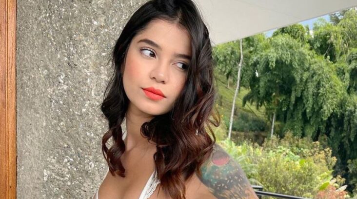 Jenn Muriel posed in colaless and an extra short top: "I feel very sexy" image 1 79