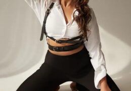 see bollywood actress huma qureshi glamrous photos swag will win your heart 1625735816