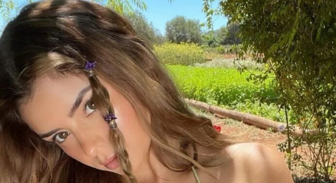 Showing her charms, Demi Rose accelerates hearts with a tremendous dress