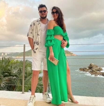 Paul Stanley Announces His Engagement With Romantic Moment On Hoy