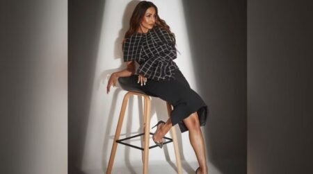 Expensive Dress: Malaika Arora looks gorgeous in this dress, it is worth thousands