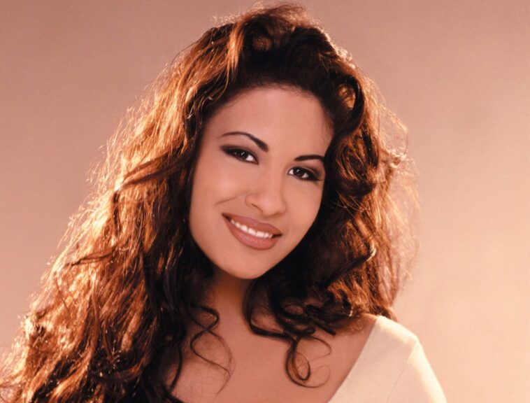 Selena Quintanilla scaled e1642532403862