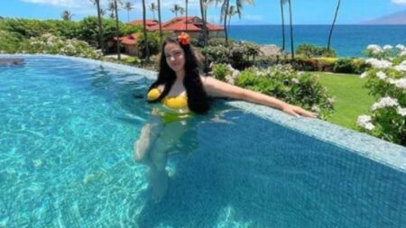 Sanjay Dutt's daughter Trishala blows the senses of fans in bikini, beats big actresses in style away from films