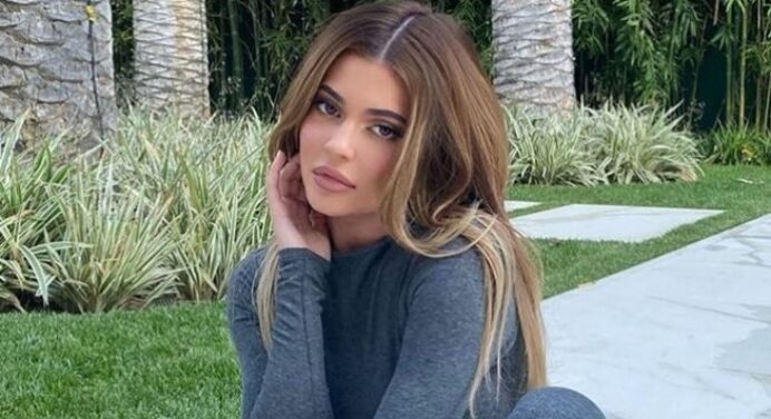 8 Moments Kylie Jenner Announces Second Pregnancy, Greeted Enthusiastically by Travis Scott
