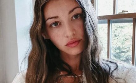 Eleanor Calder 09 e1631688896594