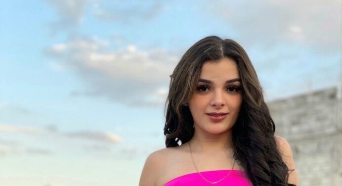 Karely Ruiz assures that she will pose as ‘God brought her into the world’ in an adult magazine