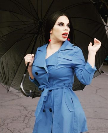 Lizbeth Rodríguez decides to dance wearing flirty interiors