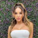 Lyna Perez (Instagram Star) Wikipedia, Biography, Age, Height, Weight, Boyfriend, Net Worth, Career, Facts Lyna Perez f