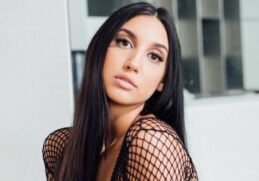 Mati Khalifa almost went overboard with her daring pose.