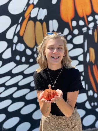 Gabby Petito 22-Yr Old Girl Mysterious Disappeared & is reported missing after boyfriend returns home who traveled the country in a van with her Gabby Petito 22-Yr Old Girl Mysterious Disappeared & is reported missing after boyfriend returns home who traveled the country in a van with her