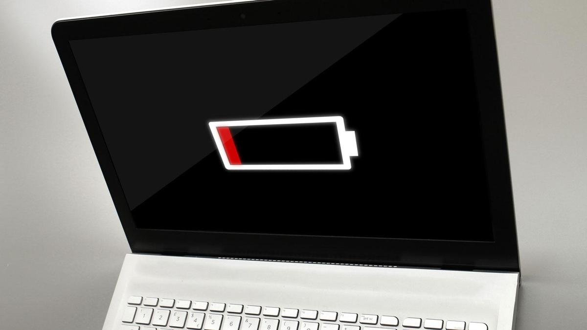 How will your laptop battery be affected if you leave it plugged in all day? How will your laptop battery be affected if you leave it plugged in all day?