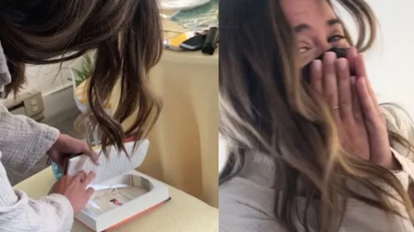 A young man proposes to his girlfriend while concealing the ring inside a Harry Potter book YouTube