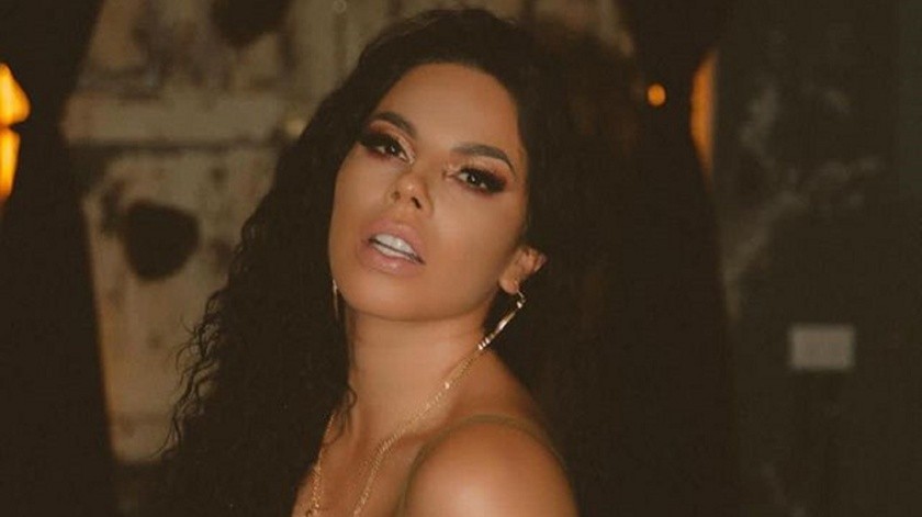 Lizbeth Rodrguez wears a tiny bikini at the rear to show off her curves.