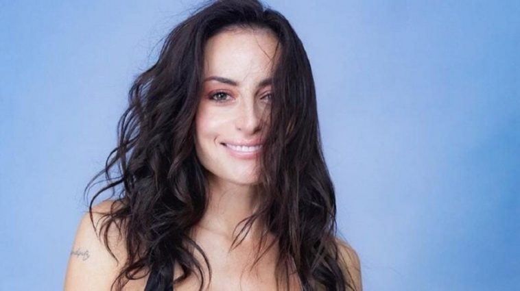 Marimar Vega flaunts her stunning form in a bikini while walking along the shoreline. Marimar Vega Instagram