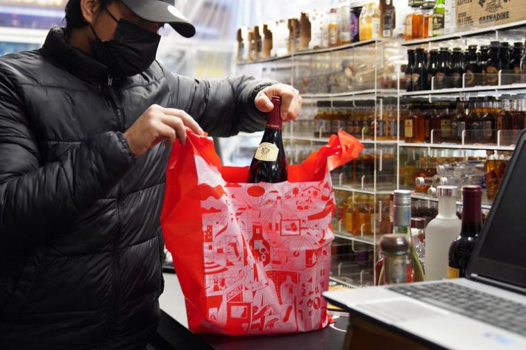 Due to the coronavirus pandemic, more alcohol was consumed and there are more patients who need liver transplants PANDEMIC 1