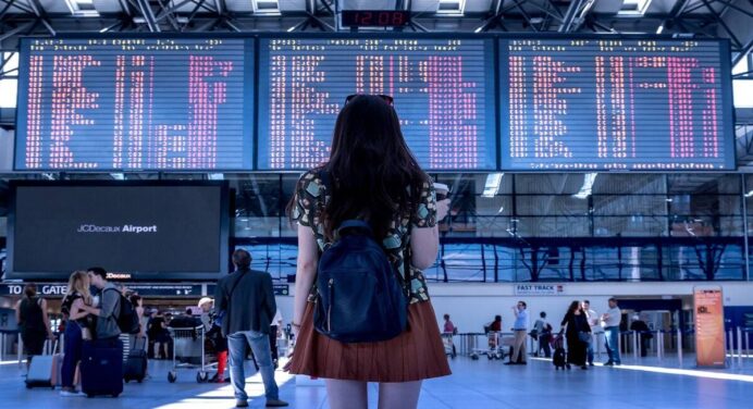 Australia lifts its travel ban for citizens; international students will be allowed to study there by the end of the year.