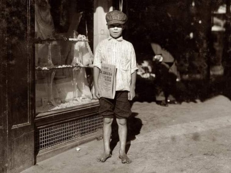 Why is Canillita Day observed today on November 7? C 1 1