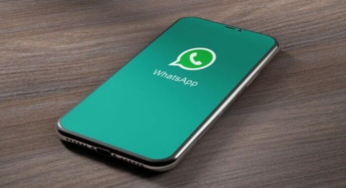 WhatsApp: how to leave groups without others knowing