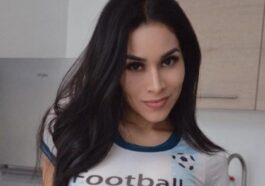 Yuliett torres Football tie
