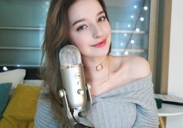 angelina danilova lenka the show ukulele coverusing blue yeti mic 5fc3d7964de03