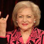 Betty White (Actress) Age, Biography, Wiki, Height, Weight, Relationship, Net Worth, Birth, Career, Facts Betty White