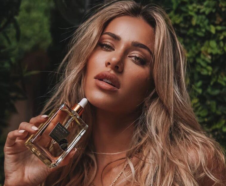 ⚡Cindy Prado⚡ Wiki, age, height, weight, boyfriend, measurements, net worth, facts Cindy Prado e1643035106753