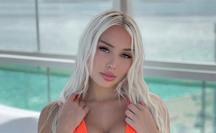 Daniella Chávez shows off her great charms with a stunning dress Daniella Chavez