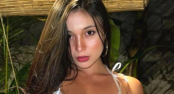 Pandora Kaaki, a Filipina model, has become an Instagram and YouTube sensation.