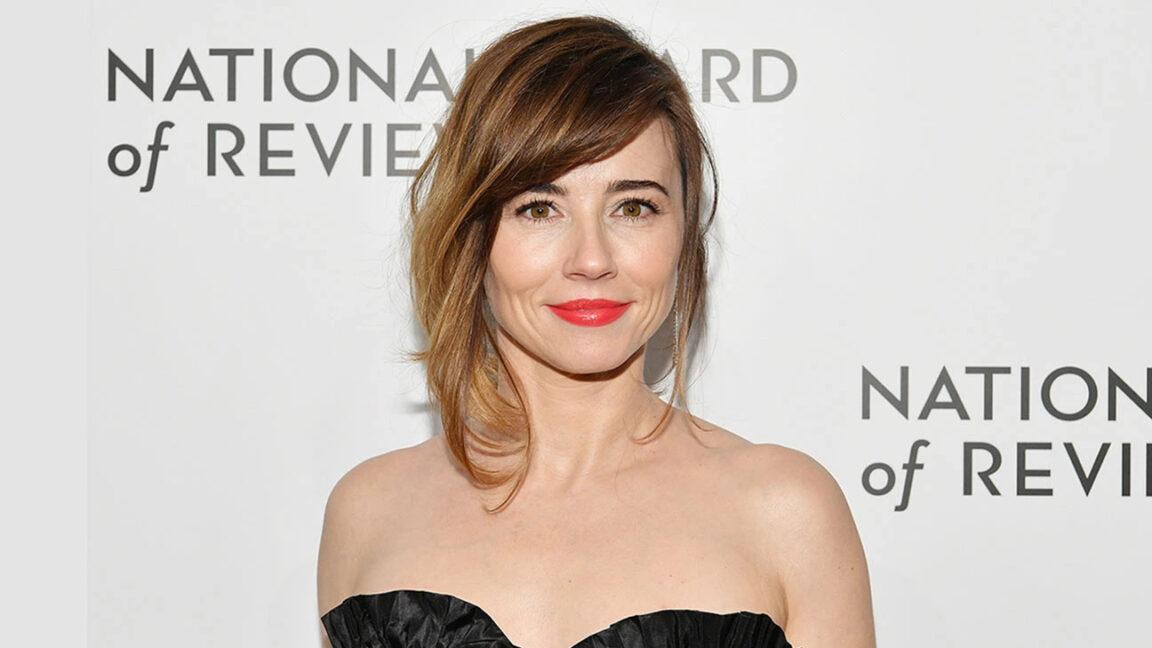 Linda Cardellini Wiki Biography, Age, Instagram, Husband Net Worth & More
