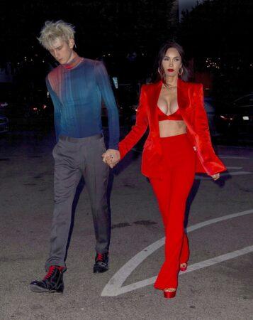 megan fox blazer rojo grosby group