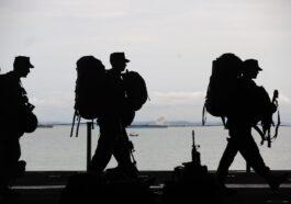 military men departing service uniform 40820