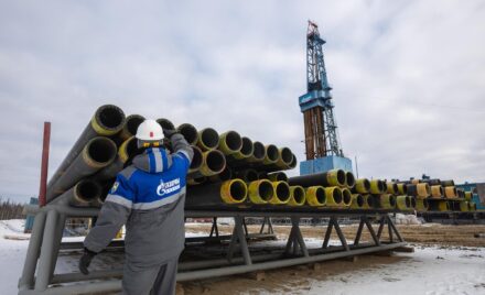 Argentina may lack dollars to import gas and faces risks of service cuts